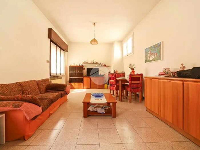 Appartamento bilocale in vendita in Via Pietro Verri, Biassono