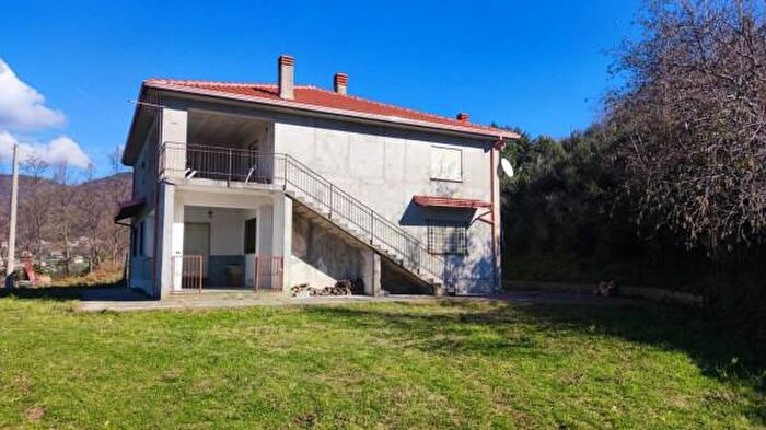 Casa con 5 locali in vendita in Contrada Montenoci, Aiello Calabro