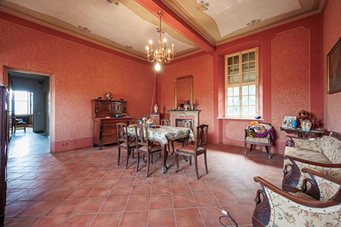 Casa con 10 locali in vendita in Corso Italia, Gassino Torinese