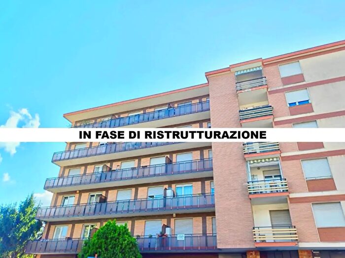 Appartamento trilocale in vendita in Strada Genova, Moncalieri