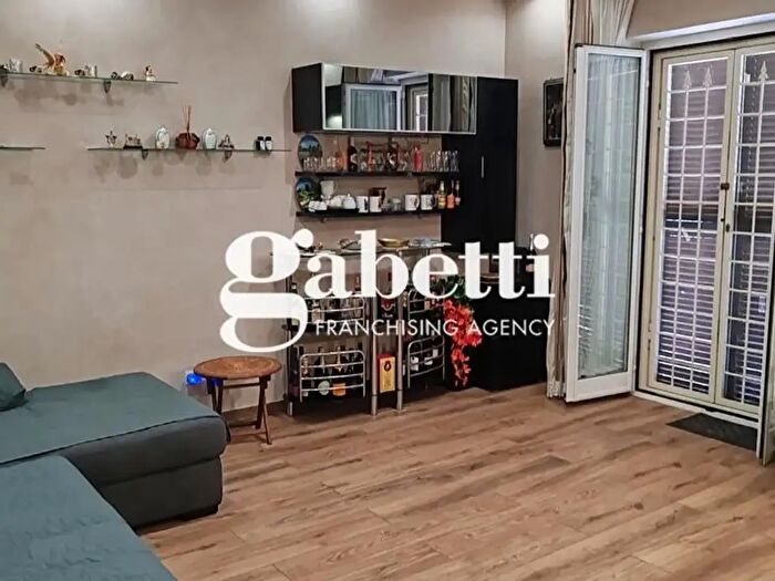 Appartamento trilocale in vendita in Via Leopoldo Micucci, Roma