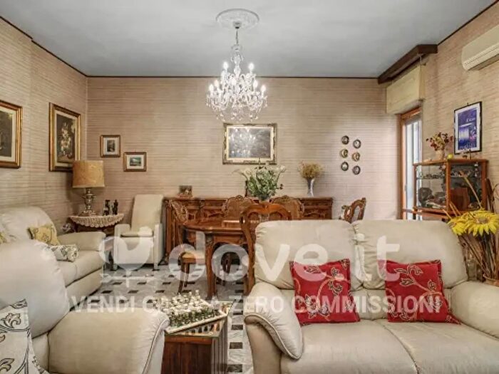 Appartamento quadrilocale in vendita in Via Ettore d'Amore, Taranto