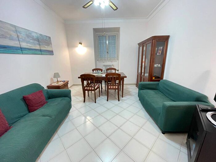 Appartamento trilocale in affitto in Appio Latino, Roma