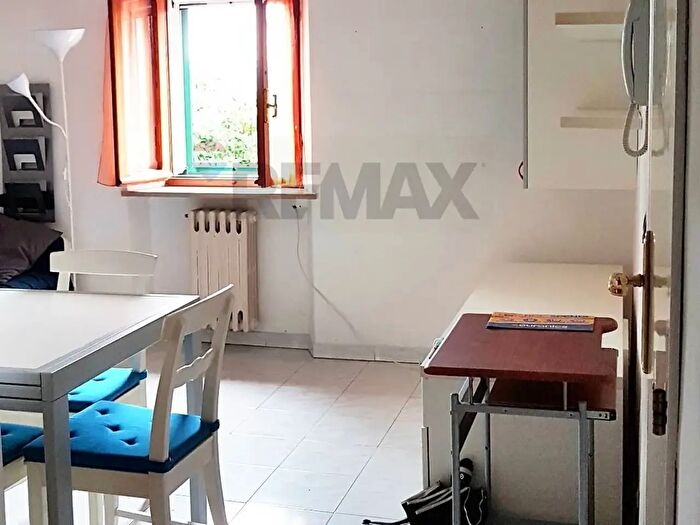 Appartamento bilocale in vendita in Ancona