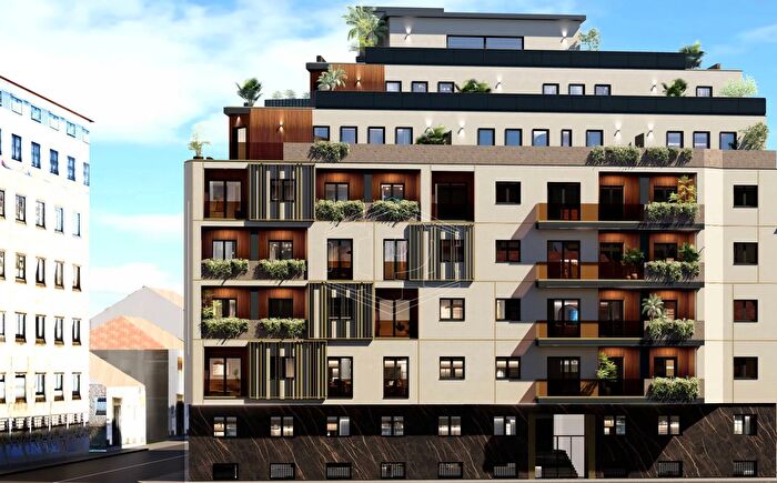 Appartamento trilocale in vendita in Via Aurelio Saffi, Torino