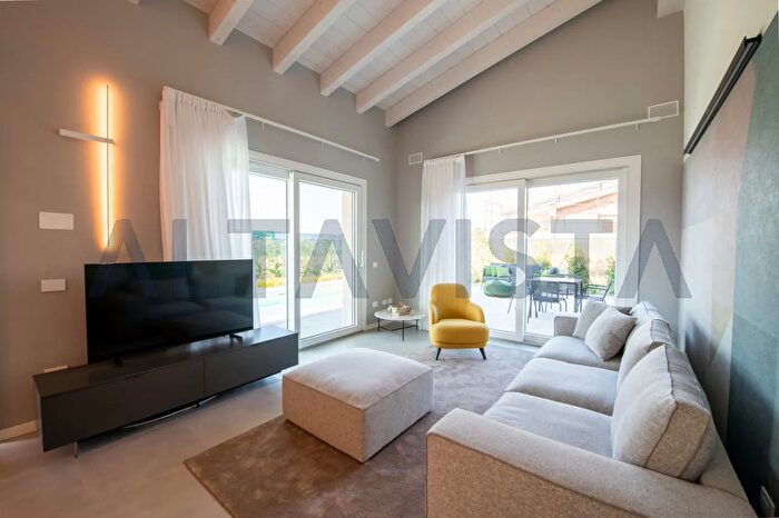 Appartamento quadrilocale in vendita in Via Salvo dAcquisto, Lonato