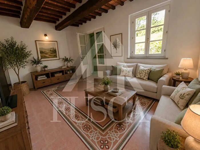 Casa quadrilocale in vendita in Via delle Gavine, Lucca