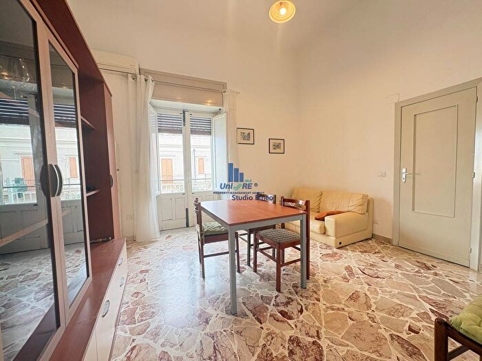 Appartamento bilocale in affitto in Via Provinciale, Centro, Aci Castello