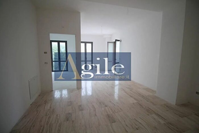 Appartamento con 5 locali in vendita in Via Vittorio Emanuele, Spinetoli