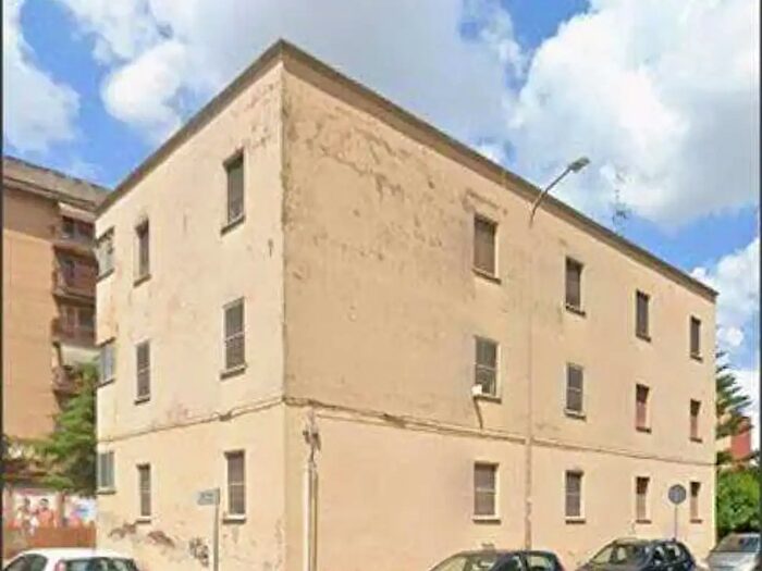 Appartamento con 5 locali in vendita in Latina