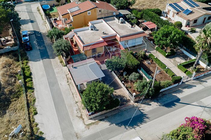 Casa con 5 locali in vendita in Cda Gatto Corvino, Ragusa