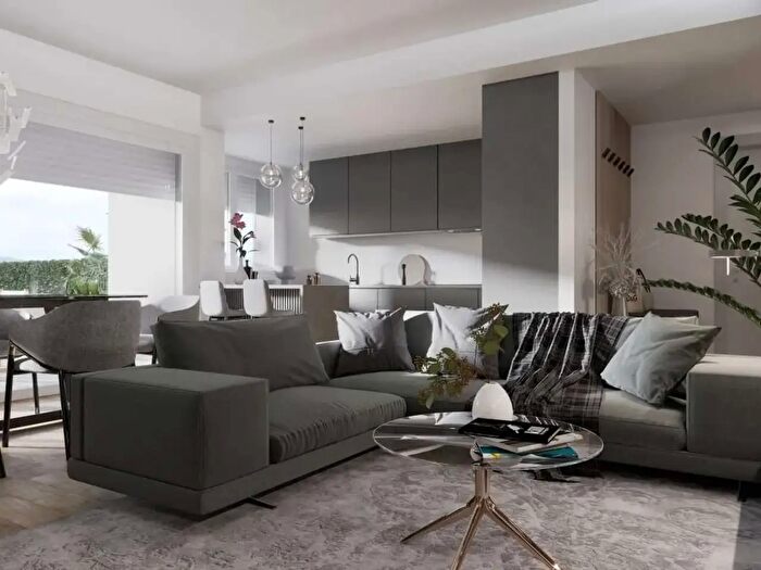 Appartamento trilocale in vendita in Via Lombardia, Bregnano