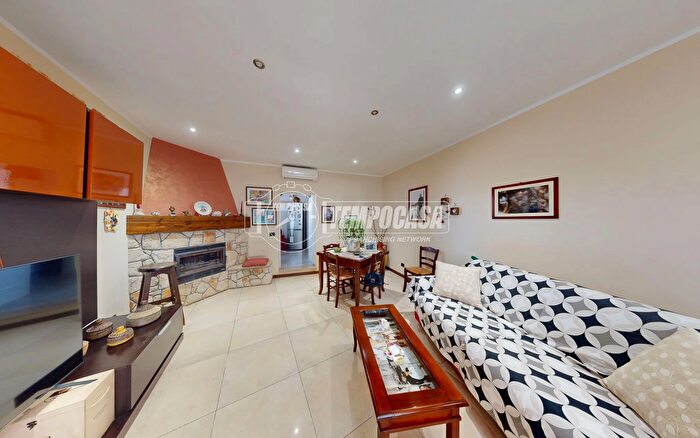 Casa con 6 locali in vendita in Via Sant Anna, Minervino Di Lecce