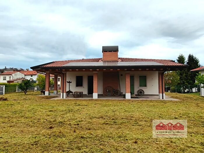 Casa quadrilocale in affitto in Strada di Bertesina, Vicenza