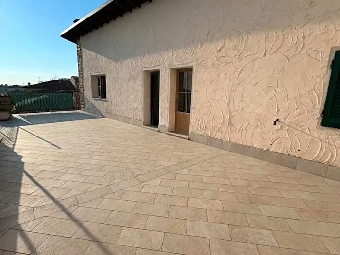 Appartamento trilocale in vendita in Pontedera