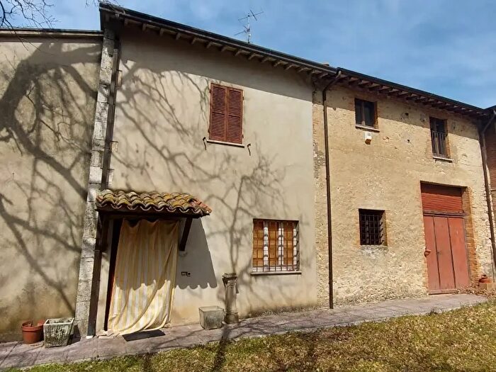 Casa con 5 locali in vendita in Gualdo Cattaneo