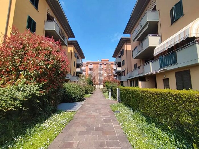 Appartamento trilocale in vendita in Via Monsignor G Grisetti, Trezzo SullAdda