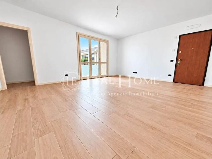 Appartamento quadrilocale in vendita in Via Angelo Maj Snc, Bergamo
