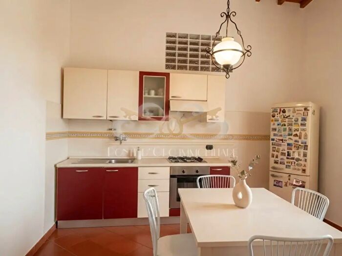 Casa quadrilocale in vendita in Oma, Vecchiano