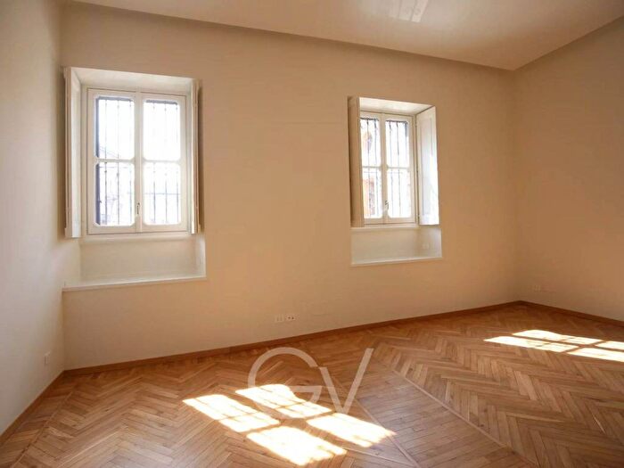 Appartamento bilocale in affitto in via Caradosso, Vincenzo Monti, Milano