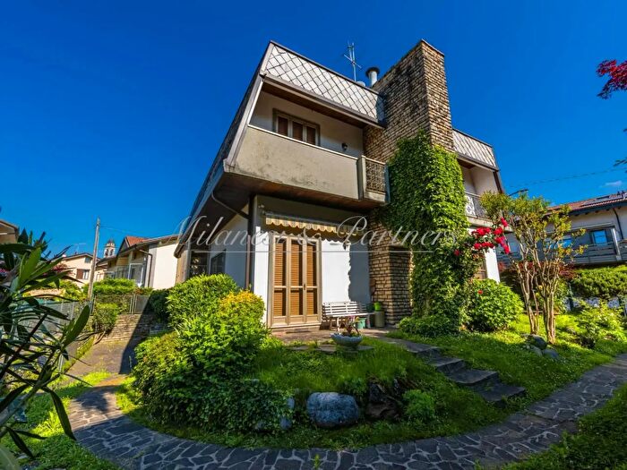 Casa con 5 locali in vendita in Via Antonio Alessandri, Bergamo