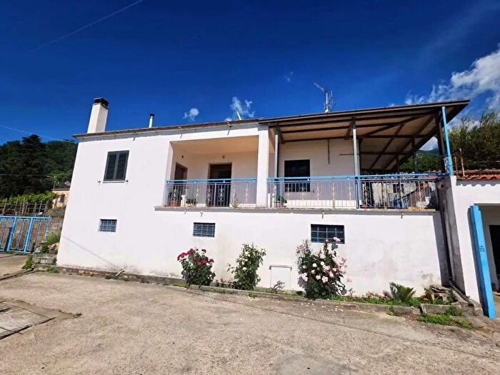 Appartamento con 5 locali in vendita in Ferraro e, Buonvicino