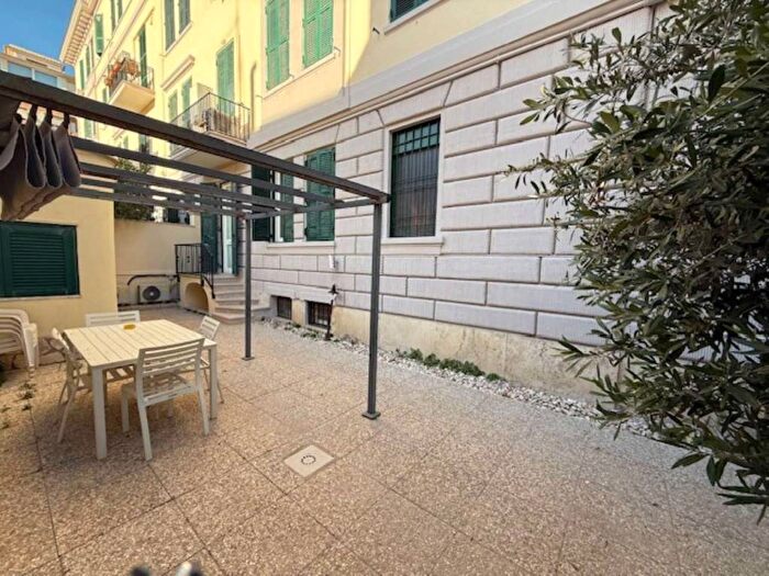 Appartamento trilocale in affitto in piazza Anco Marzio, Ostia Levante, Roma