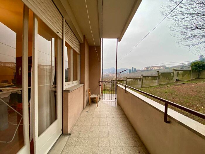 Appartamento quadrilocale in affitto in Via Francesco Crispi, Corso Langhe Moretta Corso Cortemilia, Alba