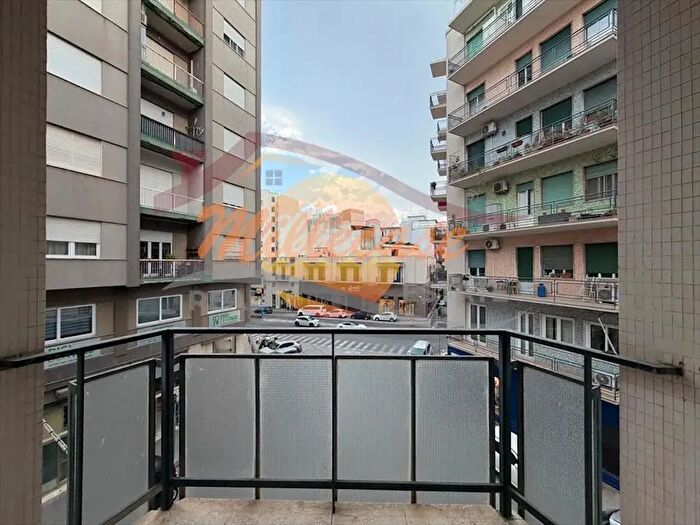 Appartamento con 6 locali in vendita in Via Monsignore Giacomo Carabelli, Siracusa