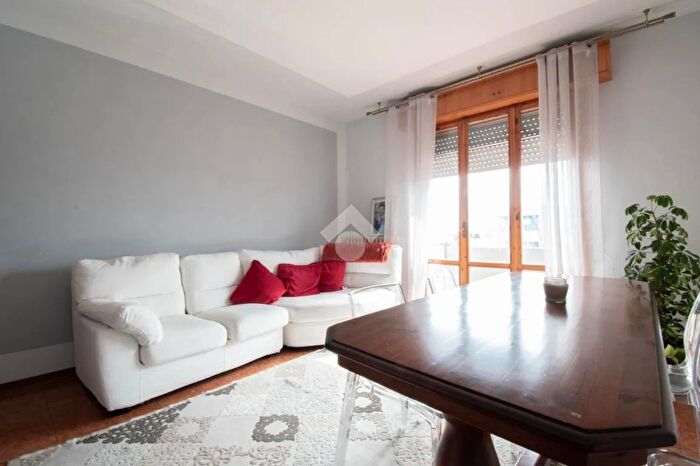 Appartamento trilocale in vendita in Via del Pioppo, Carpi