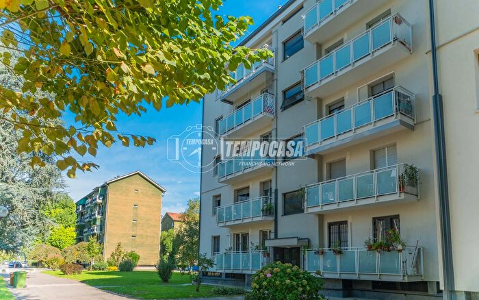 Appartamento trilocale in vendita in Via Concilio Vaticano II, Milano