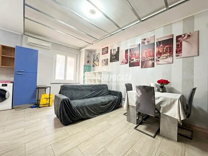 Appartamento trilocale in vendita in Via Gian Domenico Cassini, Genova