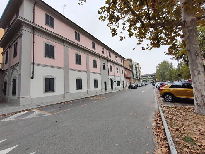 Appartamento monolocale in affitto in Piazza Giovanni Antonio Raineri, Centro, Carmagnola