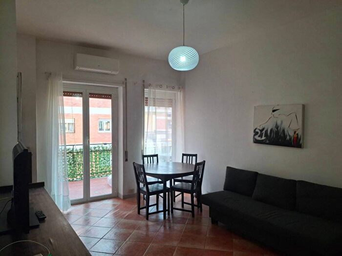 Appartamento bilocale in affitto in Via delle Sirene, Ostia Ponente, Roma