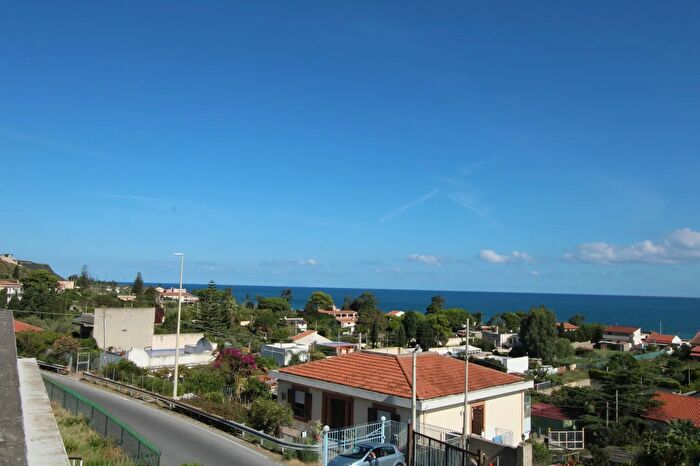 Casa con 5 locali in vendita in Contrada Casa Bianca, Messina