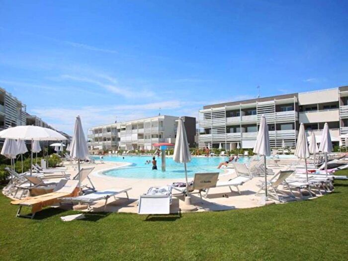 Appartamento trilocale in affitto in VIA PIETRO SASSARO, Lido Centro Ovest, Jesolo