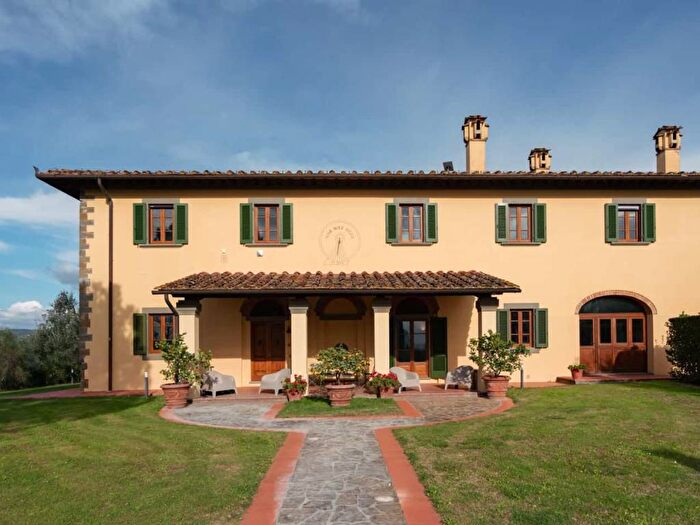 Appartamento con 6 locali in affitto in Via Piagge, Vinci