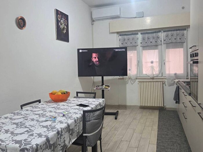 Appartamento trilocale in affitto in Via Mantova, Anzio Colonia, Anzio