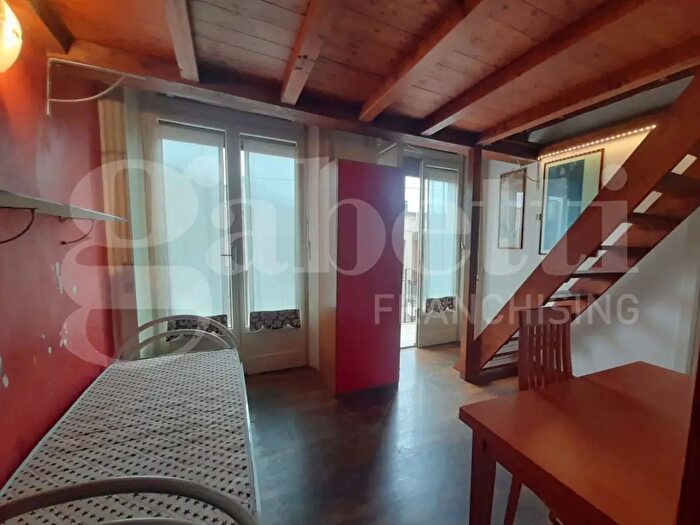 Appartamento con 6 locali in vendita in Corso Matteotti, Siracusa