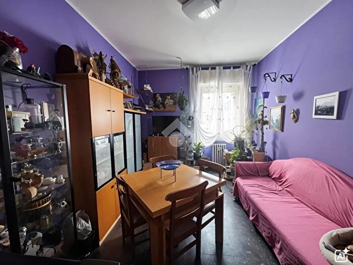 Appartamento trilocale in vendita in Via M Jacchia, Parma