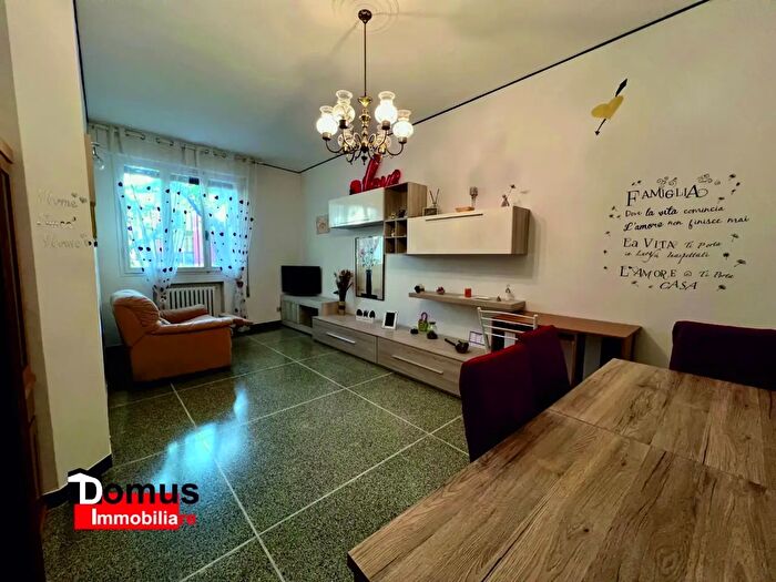Appartamento trilocale in vendita in Via Nazario Sauro, Ferrara