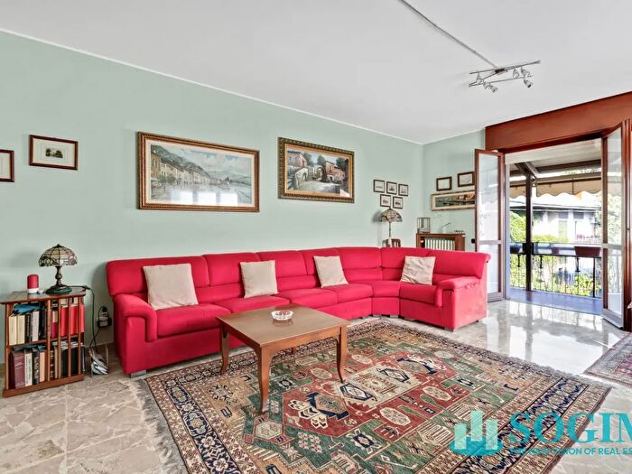 Case in Vendita e in Affitto - 3