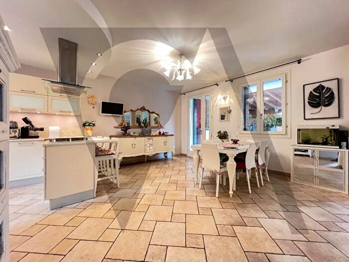 Casa quadrilocale in vendita in Piove Di Sacco