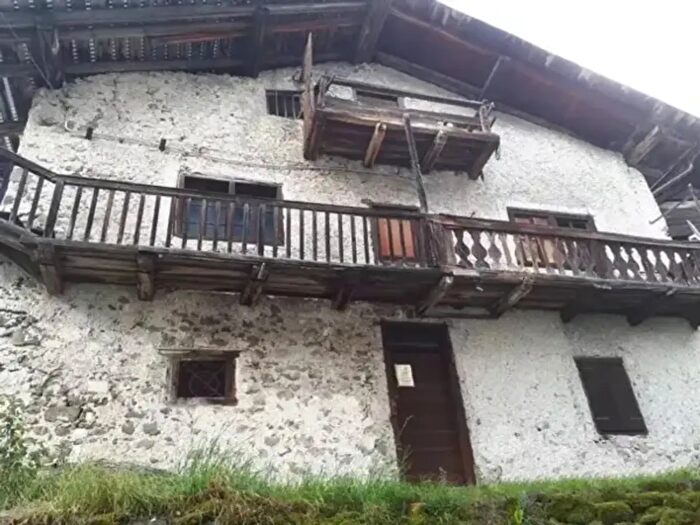 Casa con 6 locali in vendita in Via Casaril, Alleghe