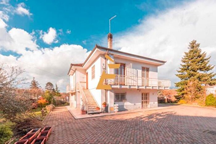 Casa trilocale in vendita in Via Venticella, Alessandria