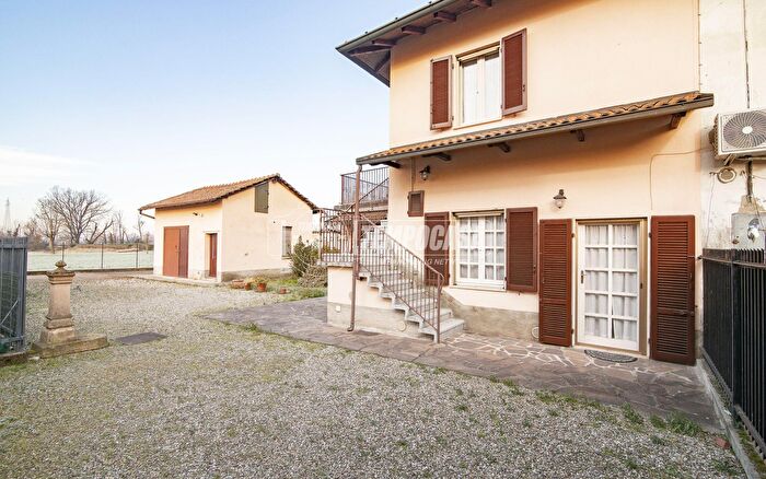 Casa trilocale in vendita in Via Cascina Pignone, Inzago