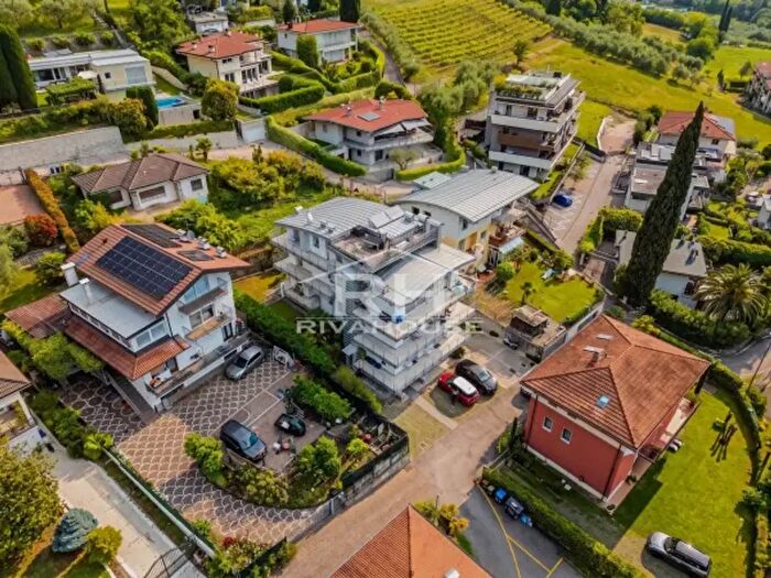 Appartamento quadrilocale in vendita in Riva Del Garda