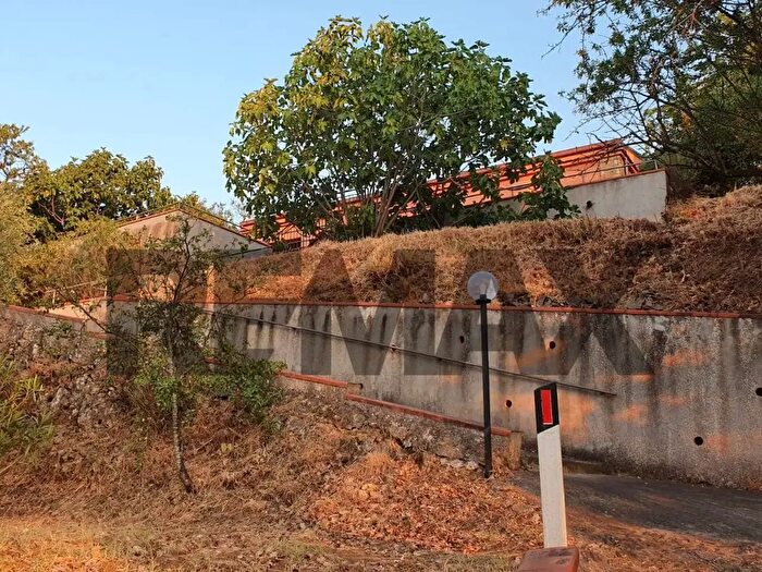 Casa con 5 locali in vendita in Contrada Montagna, Valguarnera Caropepe