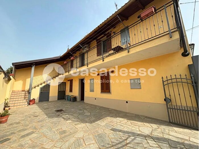 Appartamento quadrilocale in vendita in Via IV Novembre, Fontanetto Po