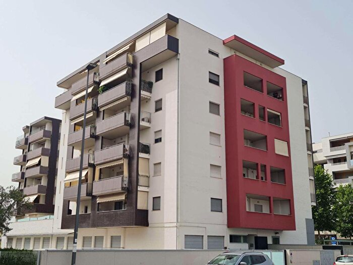 Appartamento trilocale in affitto in Montesilvano